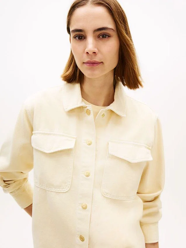 Chaqueta de camisa vaquera teñida en prenda Chaqueta de camisa vaquera teñida en prenda