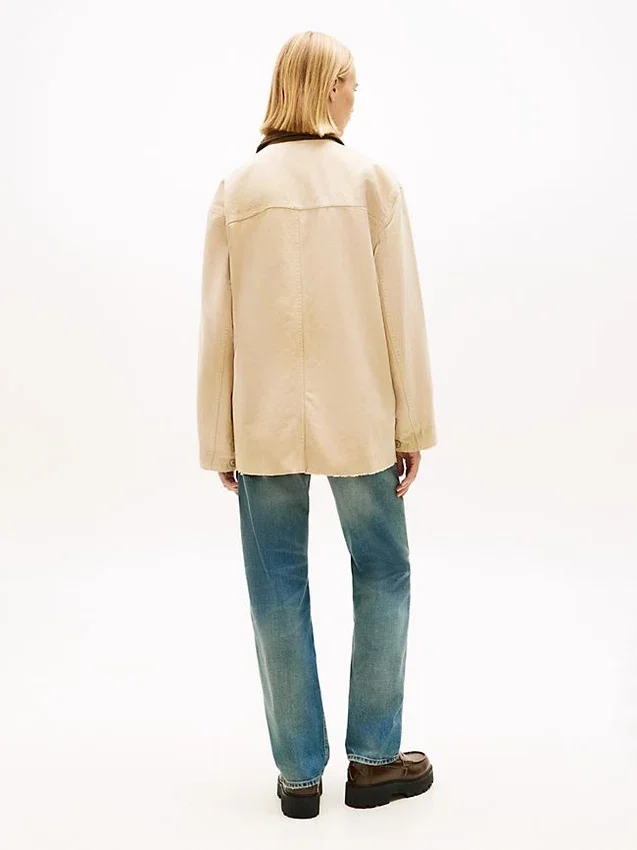 Chaqueta oversize de estilo granero de Tommy Jeans Chaqueta oversize de estilo granero de Tommy Jeans