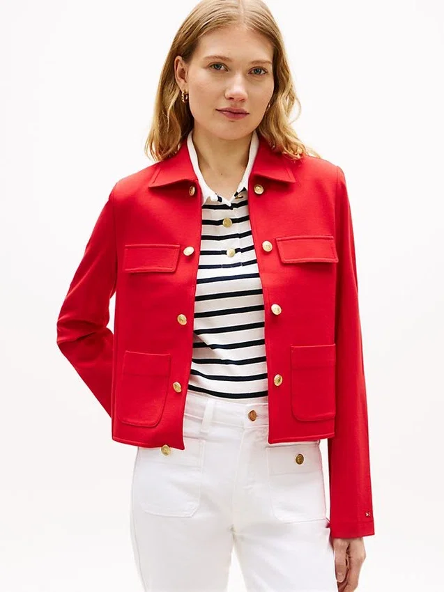 Chaqueta Ponte con múltiples bolsillos y botones dorados Chaqueta Ponte con múltiples bolsillos y botones dorados