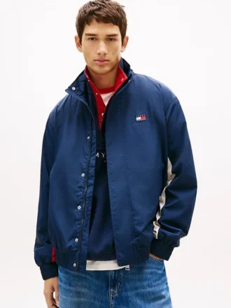 Chaqueta repelente al agua con el logotipo de Tommy Jeans