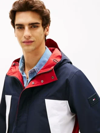 Chaqueta reversible con capucha resistente al agua
