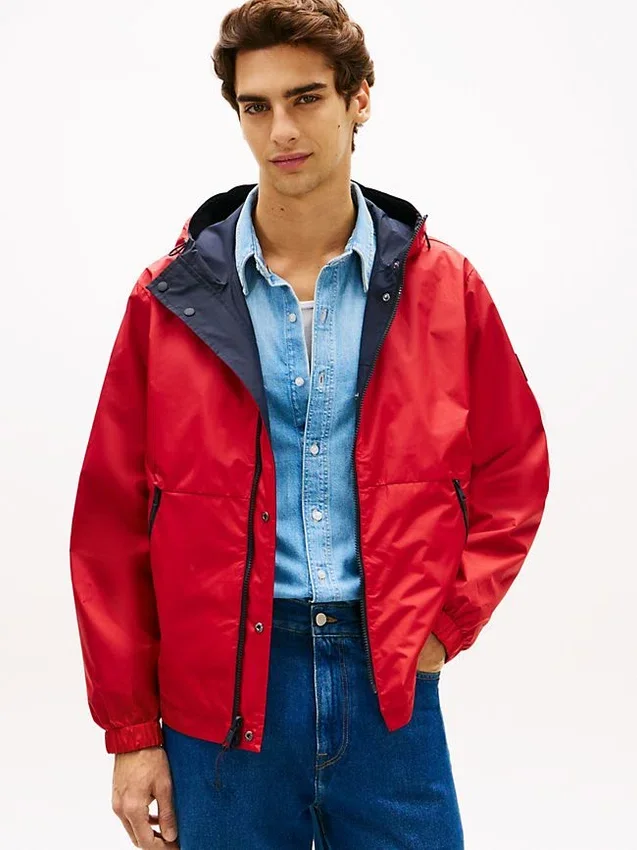 Chaqueta reversible con capucha resistente al agua Chaqueta reversible con capucha resistente al agua