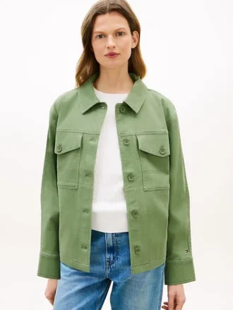 Chaqueta tipo camisa utilitaria oversize de sarga