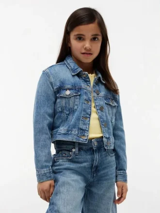 Chaqueta vaquera con estrella bordada para niña