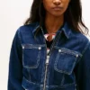 Chaqueta vaquera corta con cremallera de Tommy Jeans Chaqueta vaquera corta con cremallera de Tommy Jeans