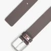 Cinturón de cuero con insignia esmaltada de Tommy Jeans