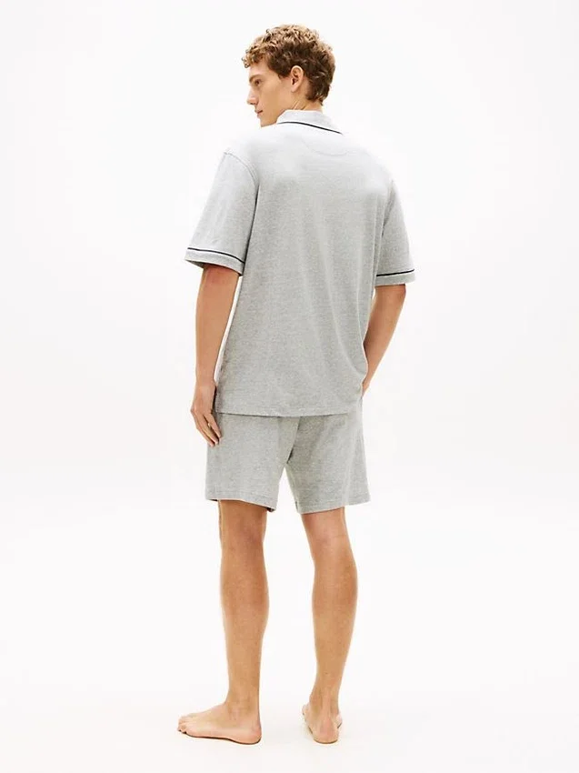 Conjunto de camiseta de manga corta y pantalones cortos Conjunto de camiseta de manga corta y pantalones cortos
