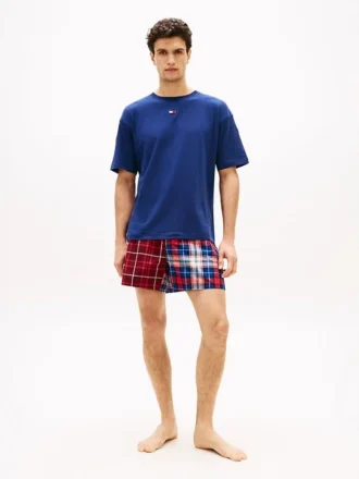 Conjunto de pijama con camiseta y pantalones cortos de tejido