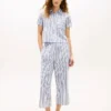 Conjunto de pijama de camisa y pantalones cortos