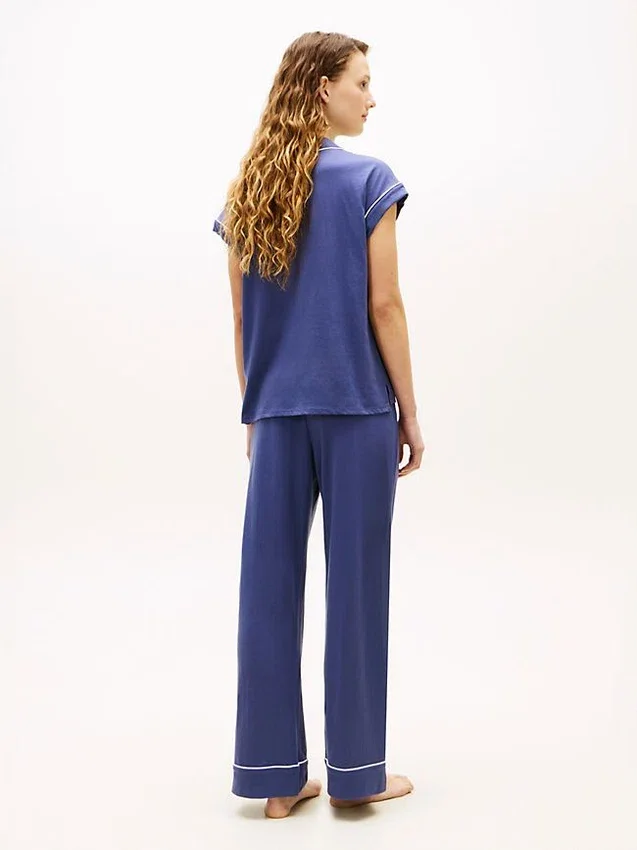 Conjunto de pijama de pantalones cortos con camisa Conjunto de pijama de pantalones cortos con camisa