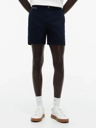 Corte regular. Pantalones cortos Tommy con cintura cómoda de 12,7 cm