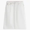 Falda de denim blanco con cinturón