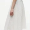 Falda midi con ojales bordados Falda midi con ojales bordados
