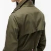 Gabardina cruzada con cinturón