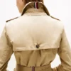 Gabardina cruzada con cinturón Gabardina cruzada con cinturón