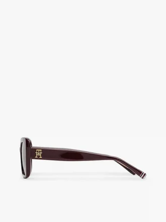 Gafas de sol con montura de mariposa llamativa