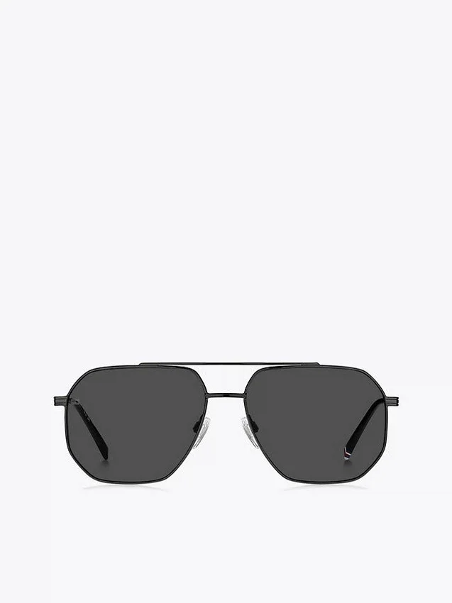 Gafas de sol con montura geométrica tipo navegante Gafas de sol con montura geométrica tipo navegante