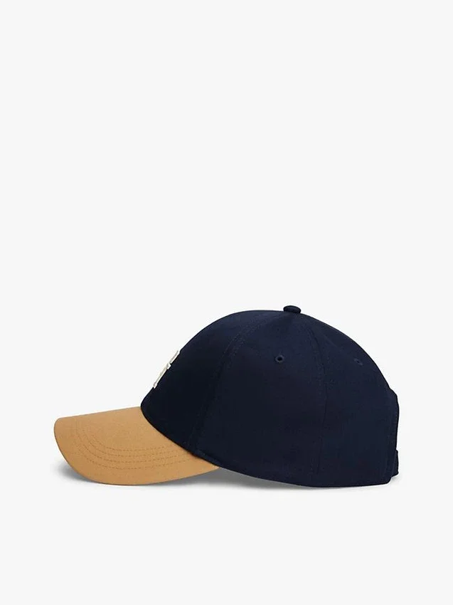Gorra de béisbol con logotipo monograma Gorra de béisbol con logotipo monograma