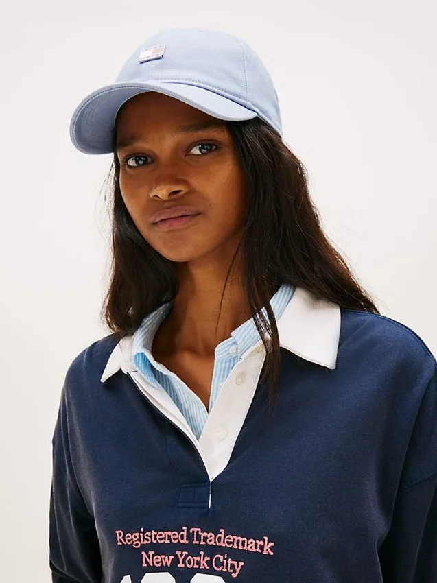 Gorra de béisbol Tommy Jeans con insignia cepillada Gorra de béisbol Tommy Jeans con insignia cepillada