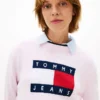 Jersey con ribete y logotipo de bandera de Tommy Jeans Jersey con ribete y logotipo de bandera de Tommy Jeans