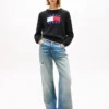 Jersey con ribete y logotipo de bandera de Tommy Jeans Jersey con ribete y logotipo de bandera de Tommy Jeans