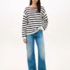 Jersey de cuello barco con rayas bretonas y punto calado