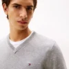 Jersey de cuello en V con logotipo liso