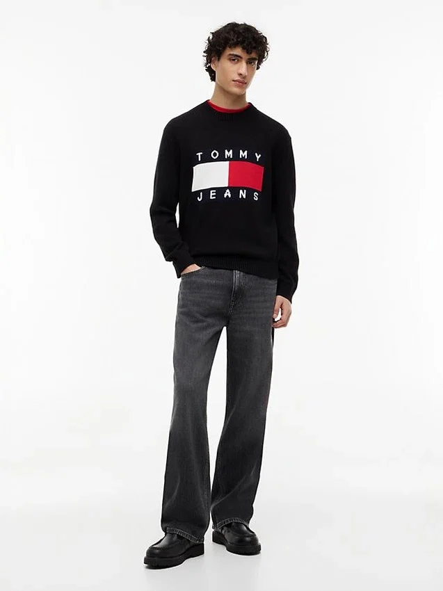 Jersey de cuello redondo con logotipo de bandera de Tommy Jeans Jersey de cuello redondo con logotipo de bandera de Tommy Jeans