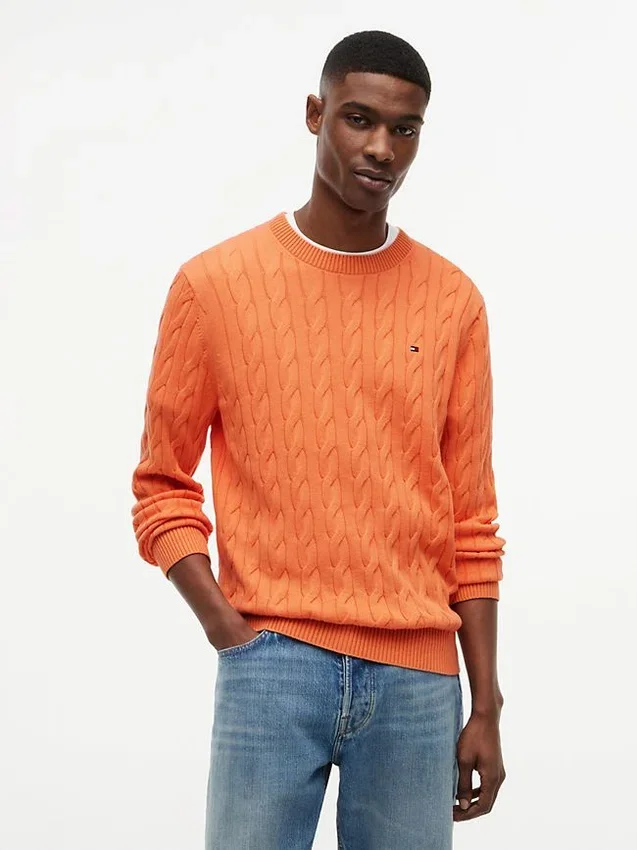 Jersey de cuello redondo con punto trenzado Jersey de cuello redondo con punto trenzado