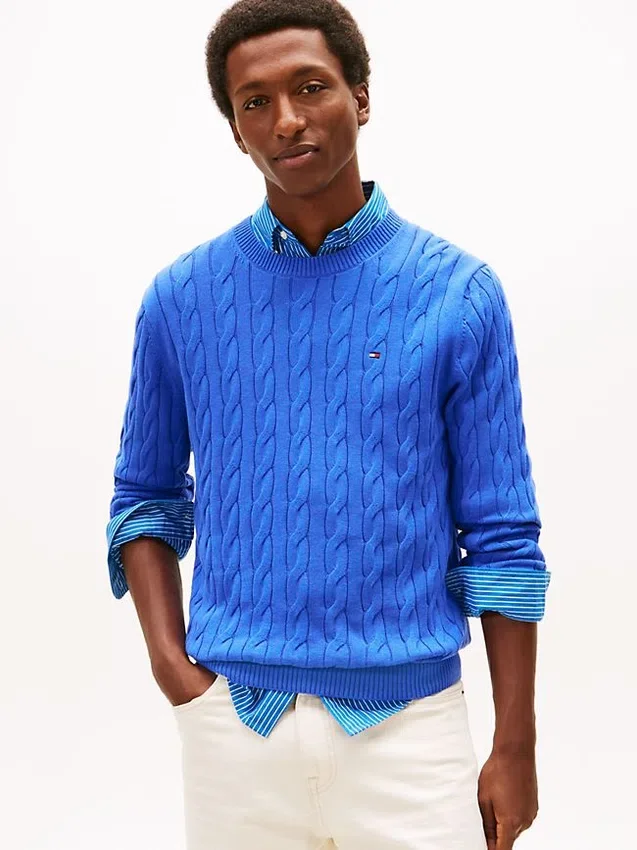 Jersey de cuello redondo con punto trenzado Jersey de cuello redondo con punto trenzado