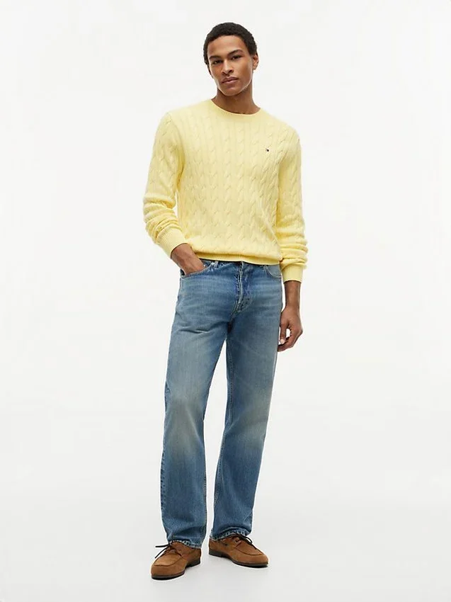 Jersey de cuello redondo con punto trenzado Jersey de cuello redondo con punto trenzado