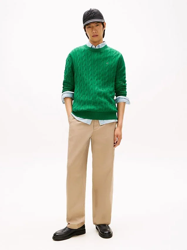 Jersey de cuello redondo con punto trenzado Jersey de cuello redondo con punto trenzado