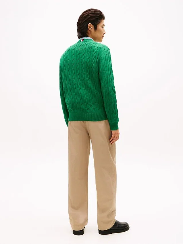 Jersey de cuello redondo con punto trenzado Jersey de cuello redondo con punto trenzado