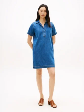 Minivestido vaquero con tapeta abierta