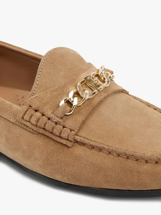 Mocasines de ante con eslabones de cadena Mocasines de ante con eslabones de cadena
