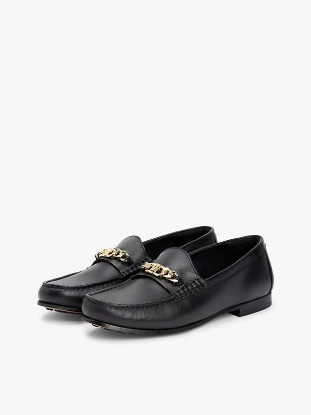 Mocasines de piel con eslabones de cadena Mocasines de piel con eslabones de cadena