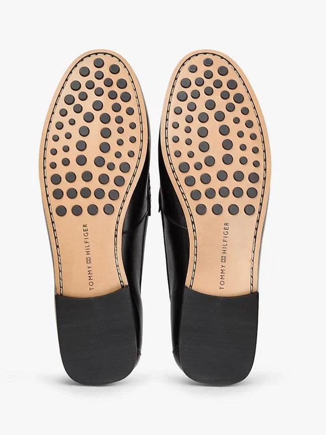 Mocasines de piel con eslabones de cadena Mocasines de piel con eslabones de cadena