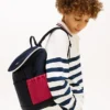 Mochila con solapa y bloques de color para niños Mochila con solapa y bloques de color para niños