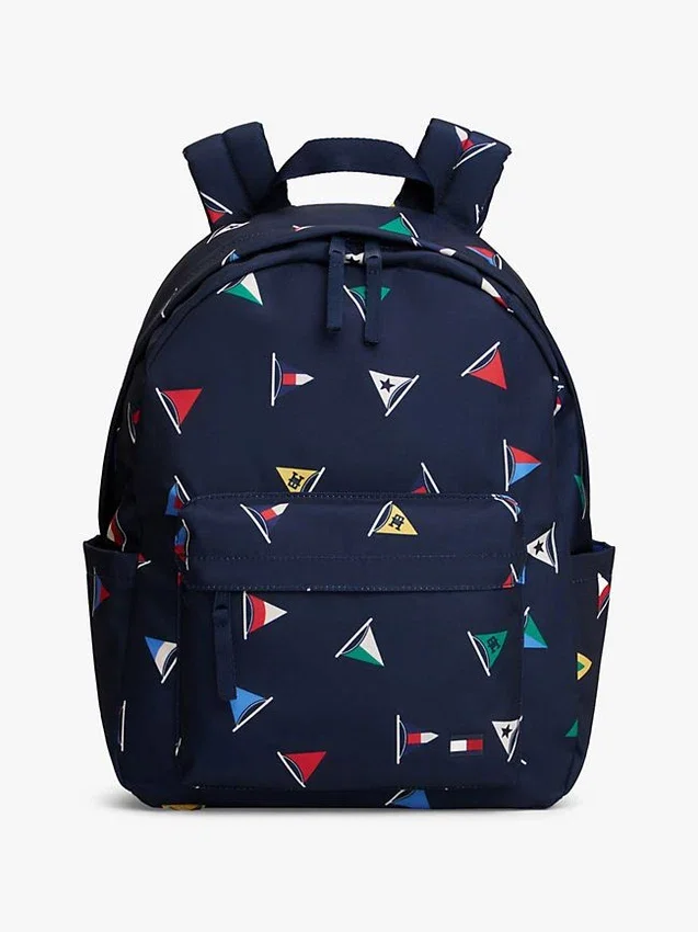 Mochila infantil con estampado de banderas náuticas Mochila infantil con estampado de banderas náuticas
