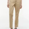 Pantalón chino de corte ajustado