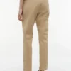 Pantalón chino de corte ajustado