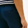 Pantalón chino de corte recto New York Label Pantalón chino de corte recto New York Label