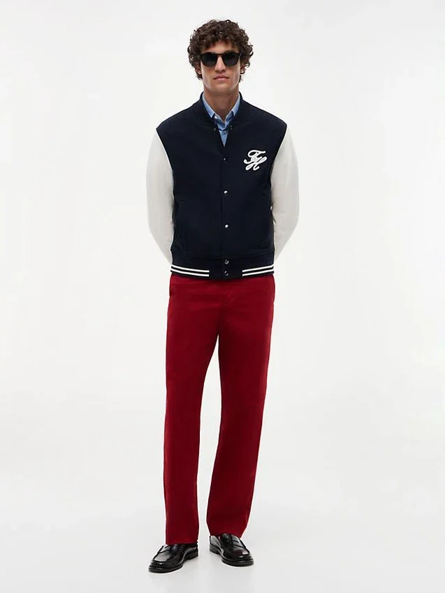 Pantalón chino elástico teñido en prenda de la línea New York Label Pantalón chino elástico teñido en prenda de la línea New York Label