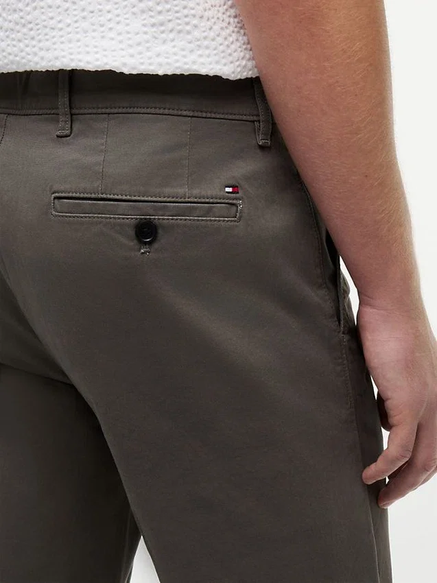 Pantalón chino recto THFlex de Tommy Pantalón chino recto THFlex de Tommy