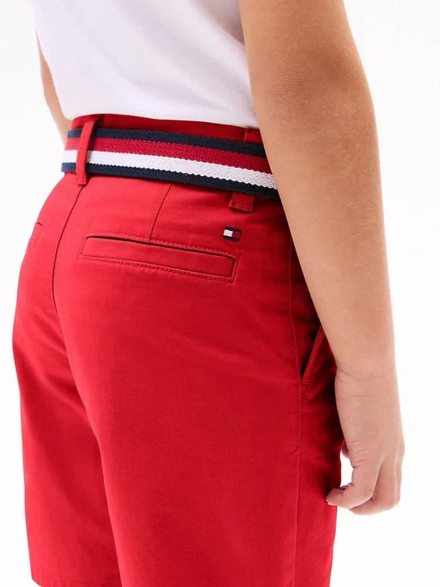 Pantalón corto chino con cinturón para niño Pantalón corto chino con cinturón para niño