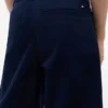 Pantalón corto chino con cinturón para niño Pantalón corto chino con cinturón para niño