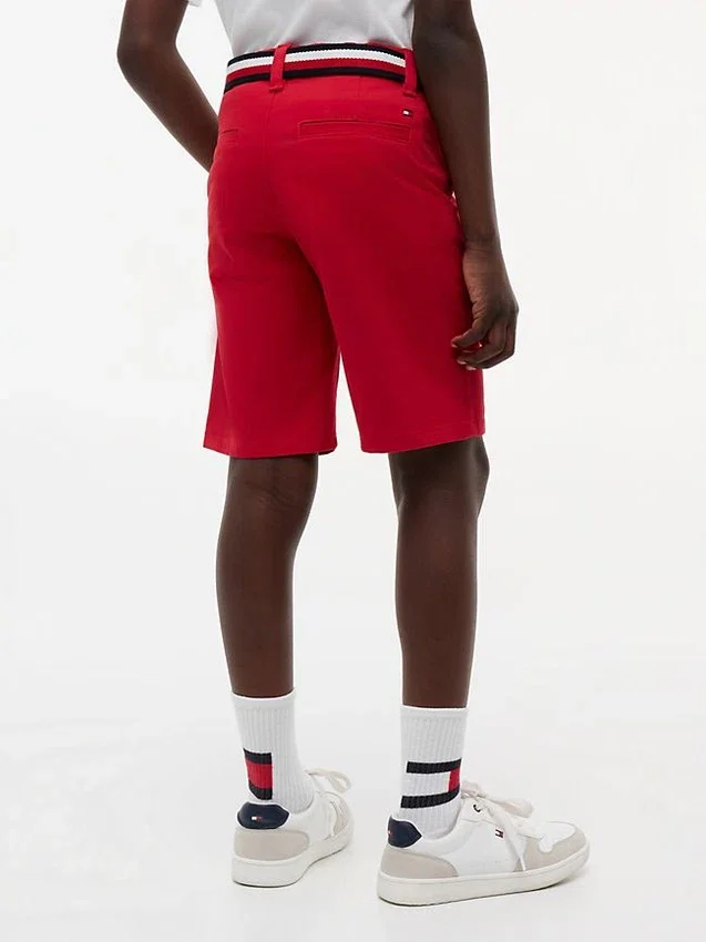 Pantalón corto chino con cinturón para niño Pantalón corto chino con cinturón para niño