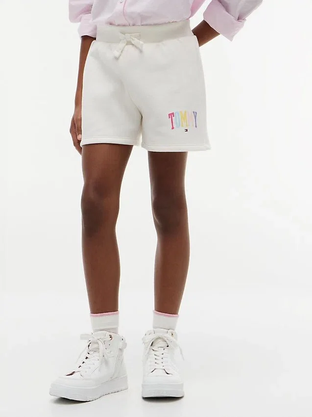 Pantalón corto con logo Tommy para niña Pantalón corto con logo Tommy para niña