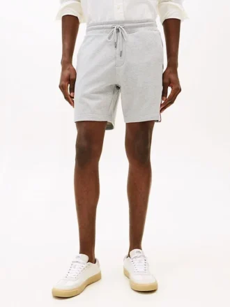 Pantalón corto de chándal con logotipo de bandera