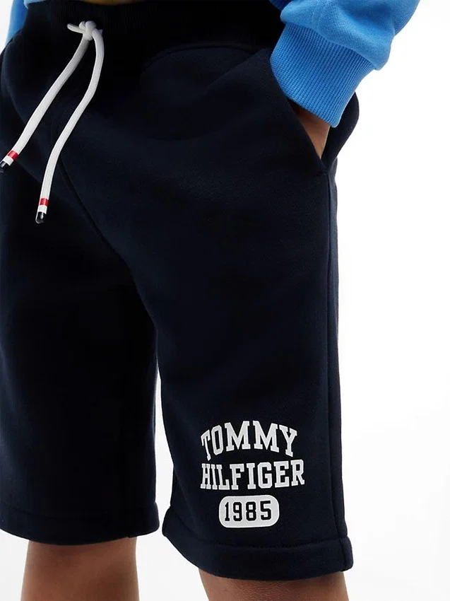 Pantalón corto de chándal con logotipo para niños Pantalón corto de chándal con logotipo para niños